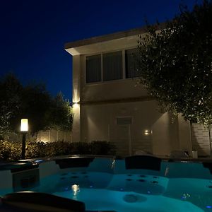 La Dependance Luxury Rooms